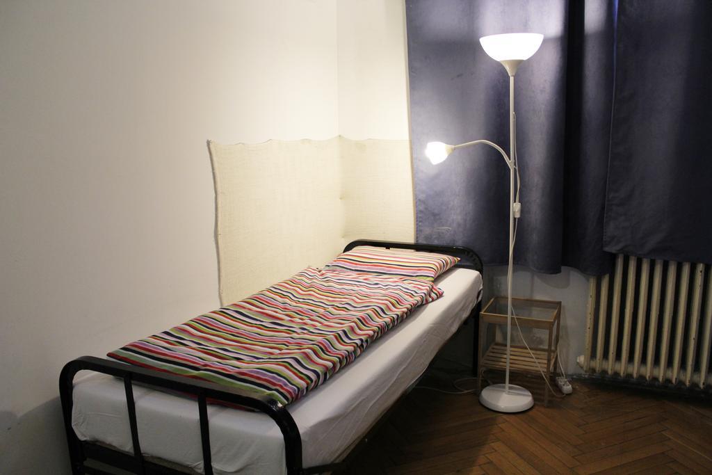 Dbc Hostel Budapest Eksteriør bilde